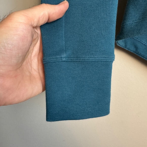 Gymshark Women's Long Sleeve Athletic Pullover Hoodie Teal XS Activewear Running - Picture 3 of 14